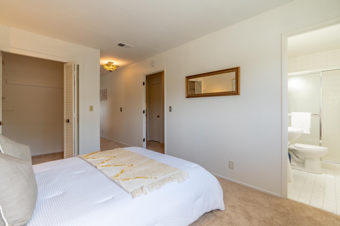 Detail Gallery Image 26 of 58 For 1193 Alicante Dr, Pacifica,  CA 94044 - 3 Beds | 2/1 Baths