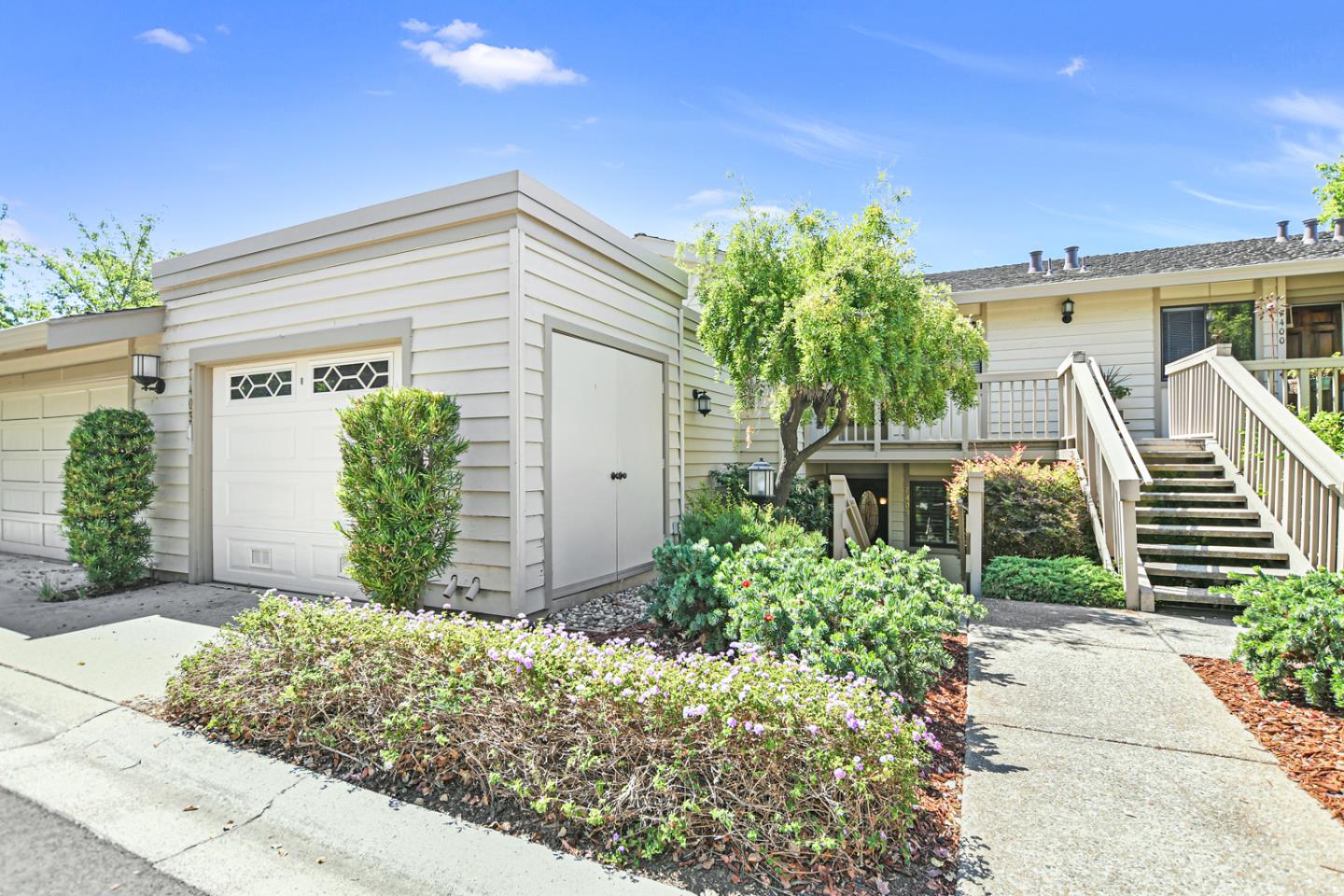 Detail Gallery Image 1 of 1 For 7403 via Calzada, San Jose,  CA 95135 - 2 Beds | 2 Baths