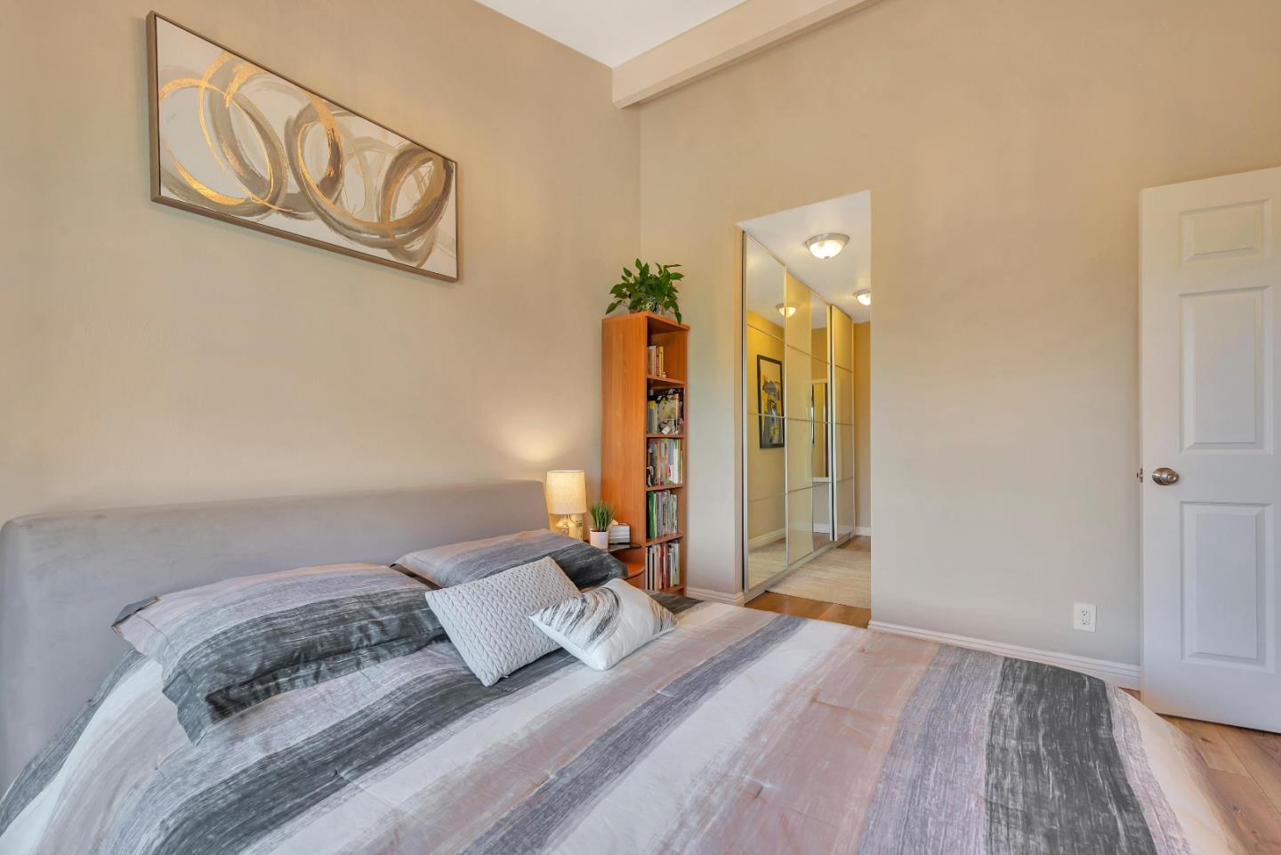 Detail Gallery Image 18 of 29 For 3417 La Selva St, San Mateo,  CA 94403 - 2 Beds | 1/1 Baths