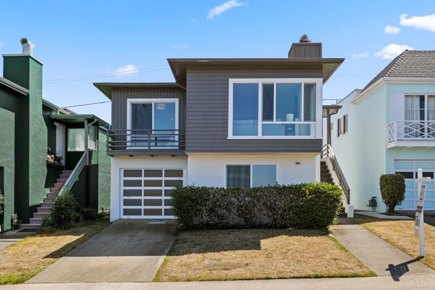 Detail Gallery Image 1 of 1 For 25 Creston Ave, Daly City,  CA 94015 - 4 Beds | 2 Baths