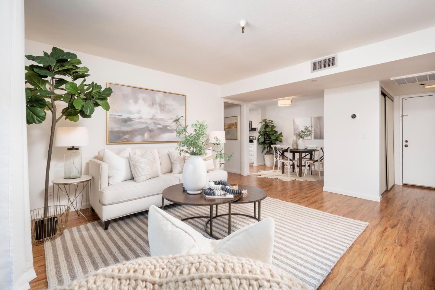 Detail Gallery Image 1 of 17 For 1210 Bellevue Ave #305,  Burlingame,  CA 94010 - 2 Beds | 2 Baths