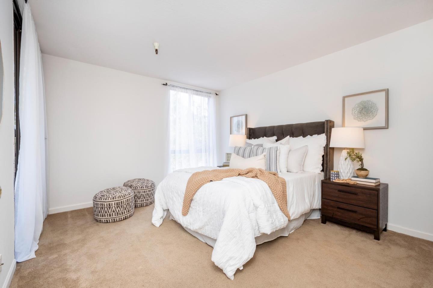 Detail Gallery Image 10 of 17 For 1210 Bellevue Ave #305,  Burlingame,  CA 94010 - 2 Beds | 2 Baths