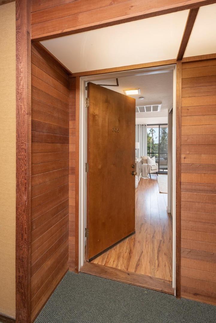 Detail Gallery Image 13 of 17 For 1210 Bellevue Ave #305,  Burlingame,  CA 94010 - 2 Beds | 2 Baths