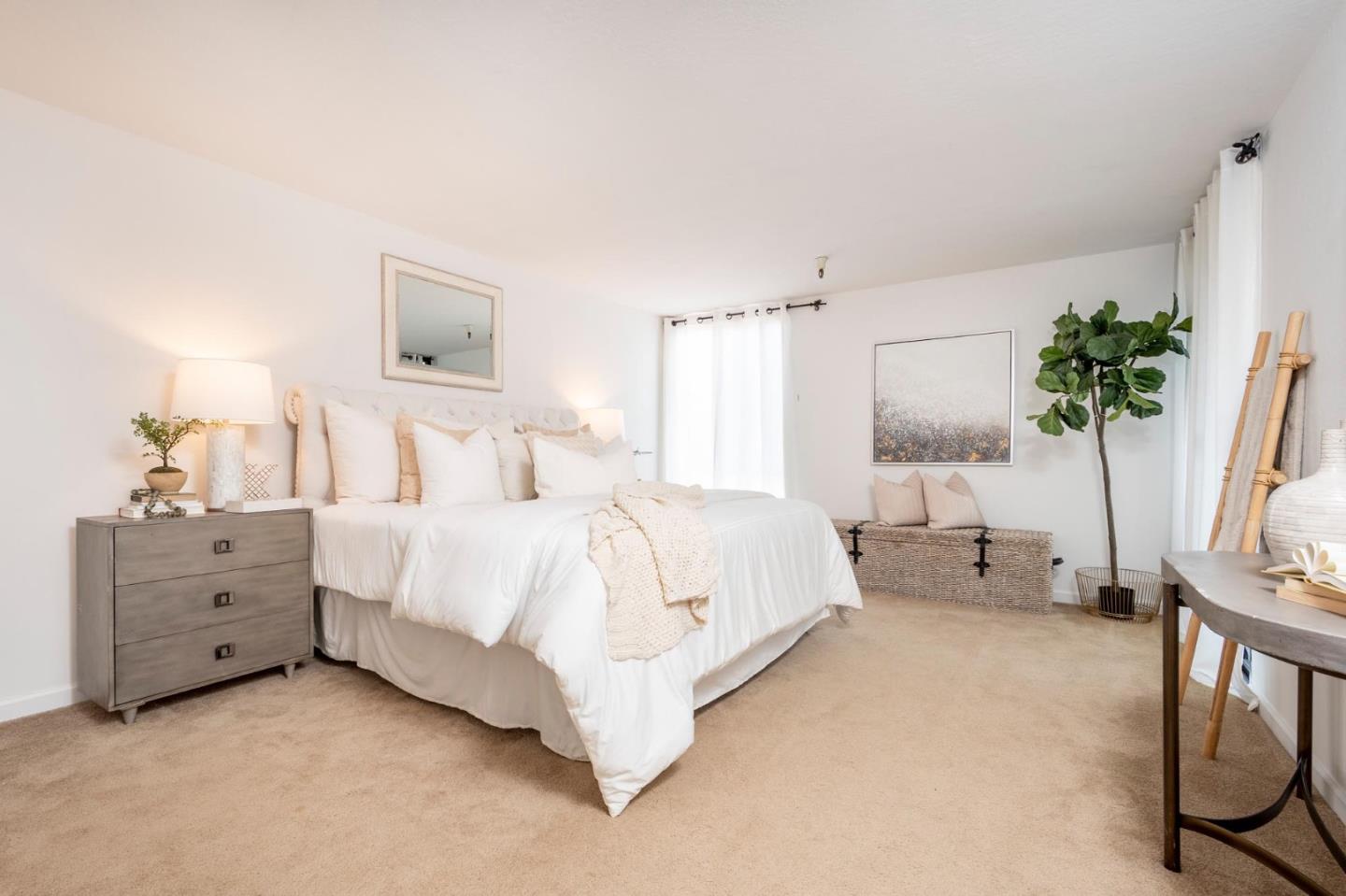 Detail Gallery Image 8 of 17 For 1210 Bellevue Ave #305,  Burlingame,  CA 94010 - 2 Beds | 2 Baths