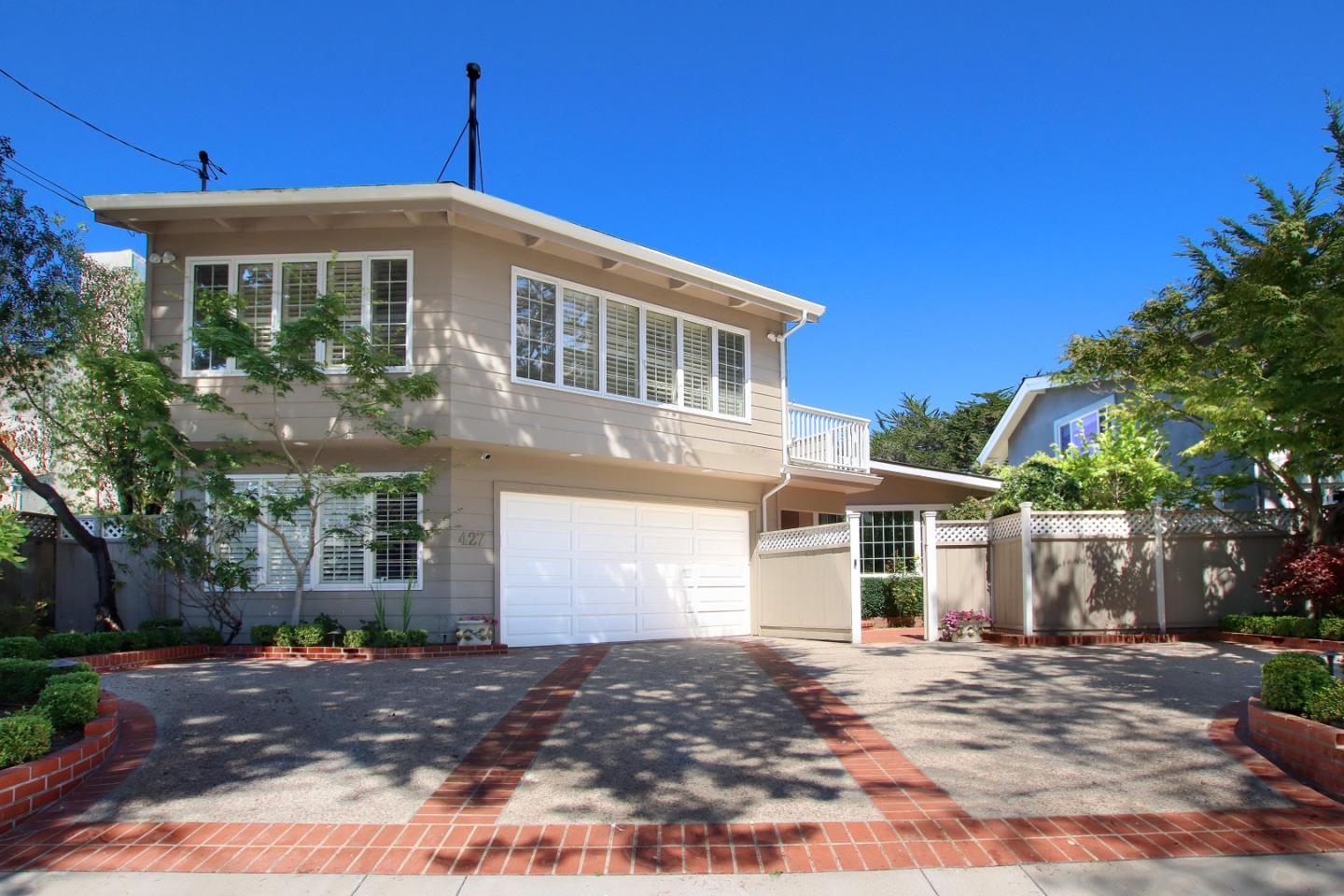 Detail Gallery Image 1 of 1 For 427 Cliff Dr, Aptos,  CA 95003 - 3 Beds | 3 Baths