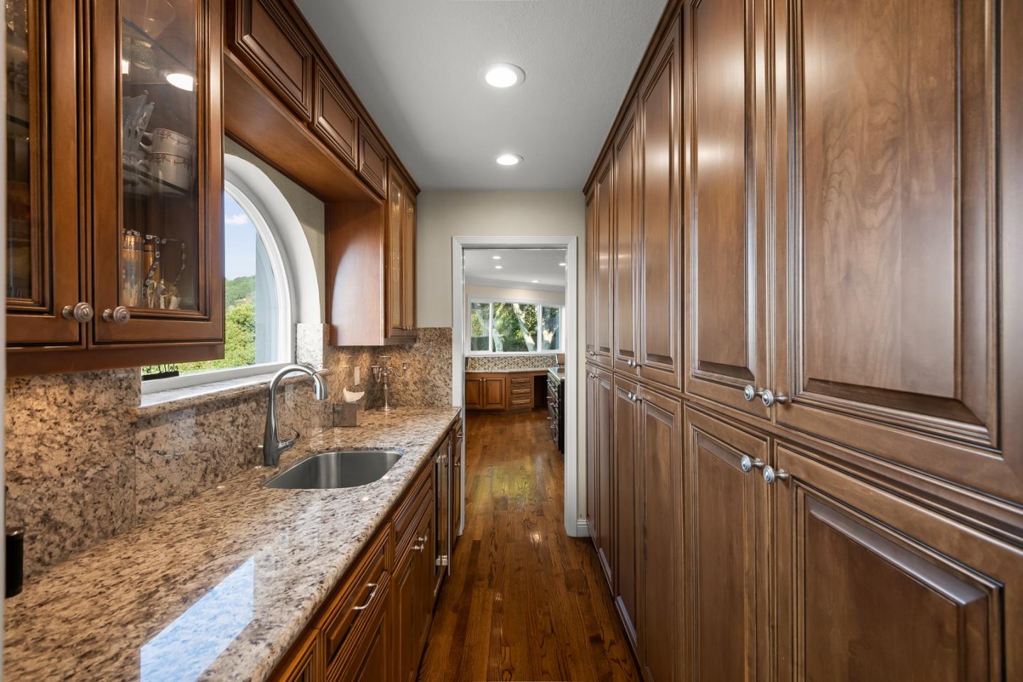 Detail Gallery Image 27 of 77 For 17925 Foster Rd, Los Gatos,  CA 95030 - 4 Beds | 3/1 Baths