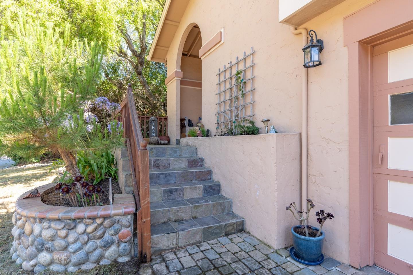 Detail Gallery Image 2 of 65 For 815 Cape Breton Dr, Pacifica,  CA 94044 - 5 Beds | 3 Baths