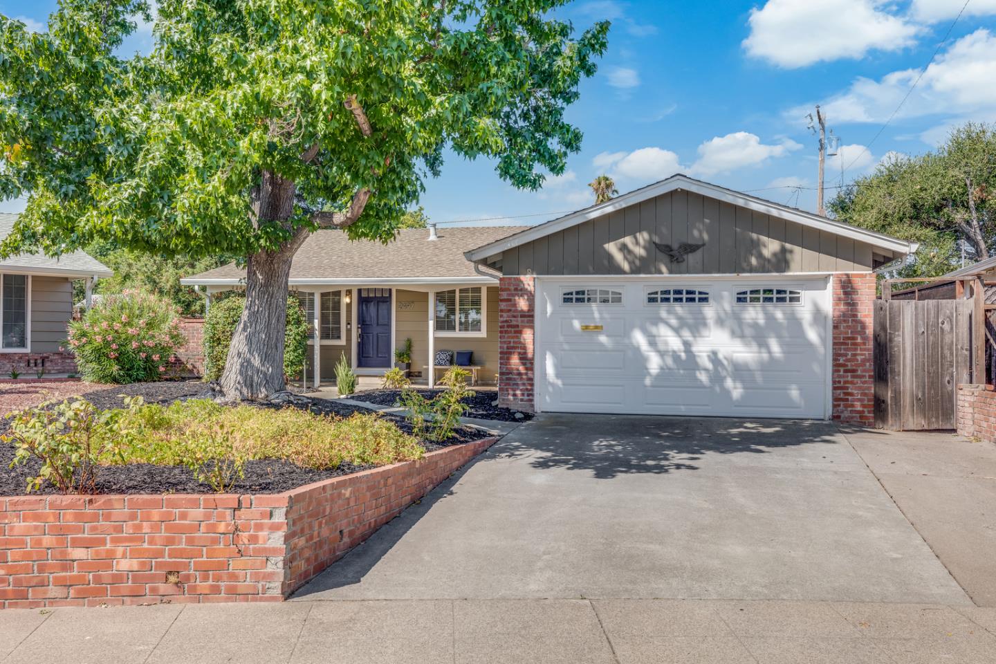 Detail Gallery Image 1 of 1 For 2497 Rossotto Dr, San Jose,  CA 95130 - 3 Beds | 1 Baths