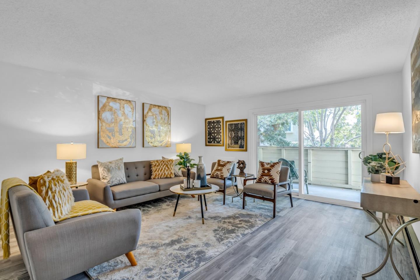 Detail Gallery Image 21 of 33 For 1031 Crestview Dr #114,  Mountain View,  CA 94040 - 2 Beds | 2 Baths