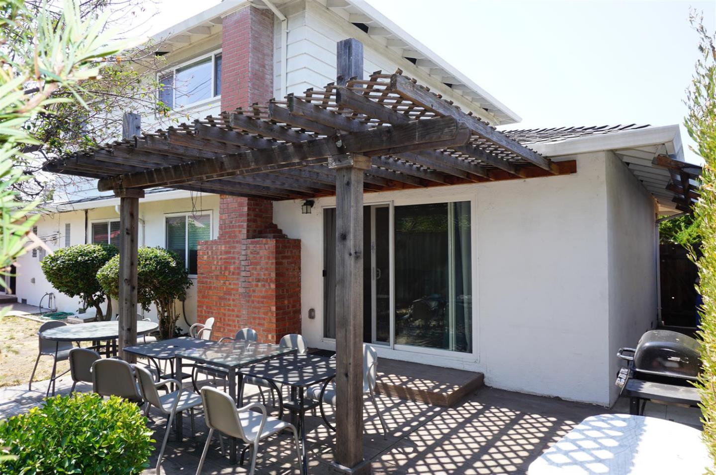 Detail Gallery Image 40 of 46 For 580 Shadow Glen, San Jose,  CA 95129 - 6 Beds | 4 Baths