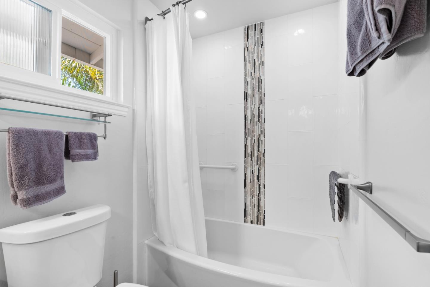 Detail Gallery Image 17 of 35 For 232 Calvin Place, Santa Cruz,  CA 95060 - 5 Beds | 3 Baths