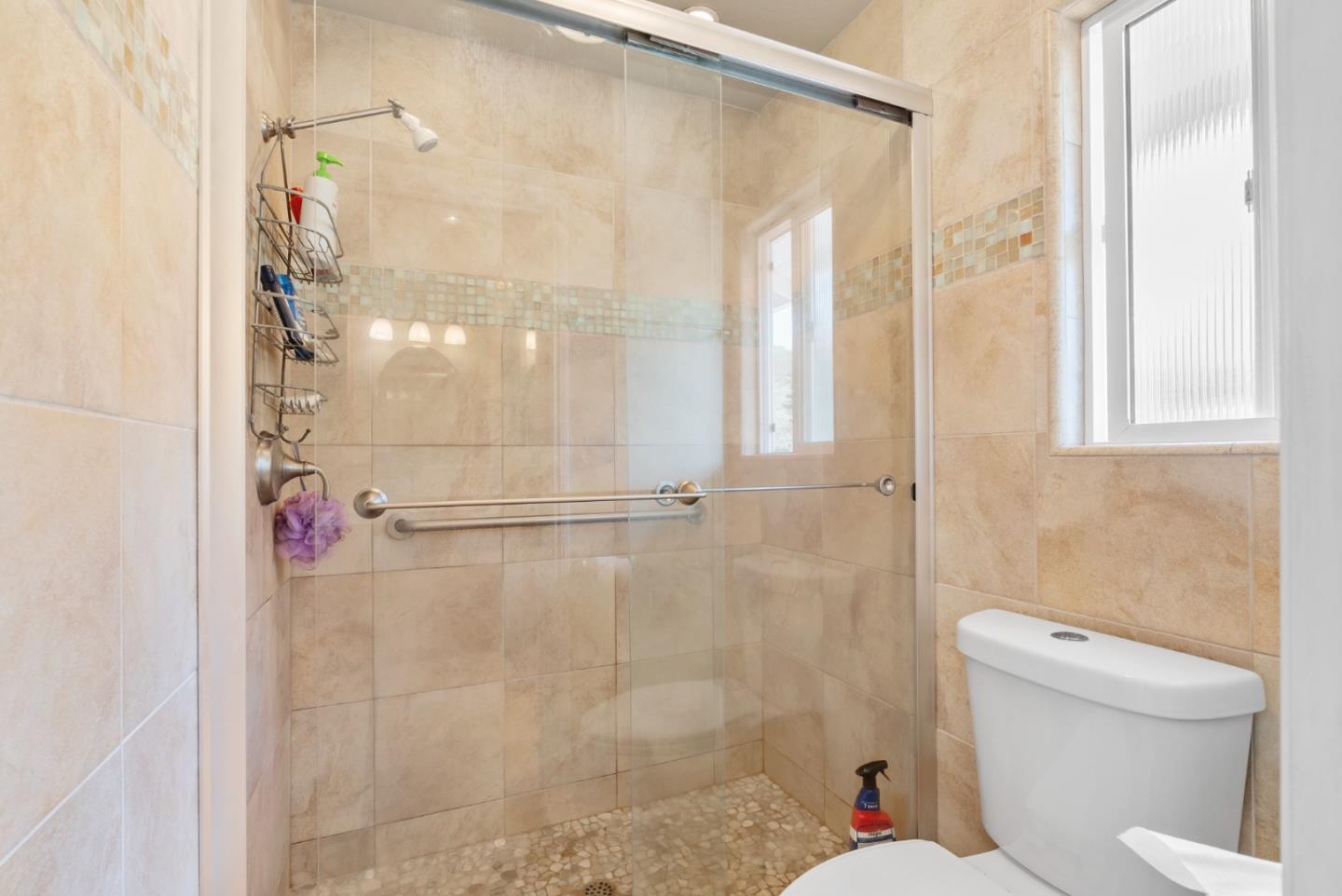 Detail Gallery Image 21 of 35 For 232 Calvin Place, Santa Cruz,  CA 95060 - 5 Beds | 3 Baths