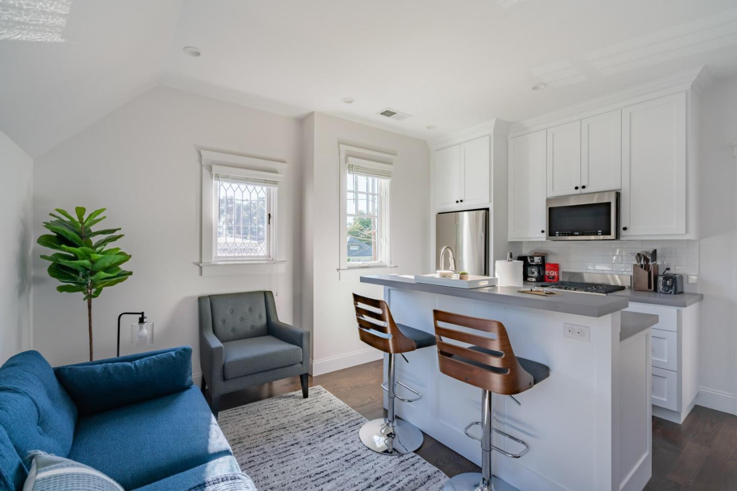 Detail Gallery Image 31 of 32 For 12 Lorton Ave, Burlingame,  CA 94010 - – Beds | – Baths