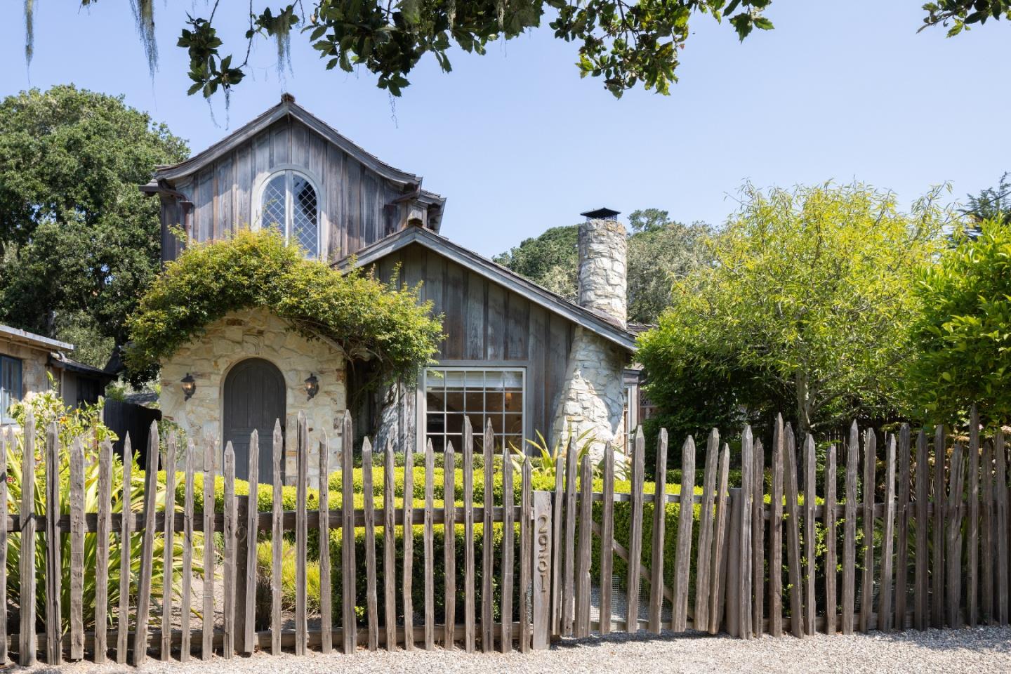 Detail Gallery Image 1 of 1 For 2931 Alta Ave, Carmel,  CA 93923 - 3 Beds | 2 Baths