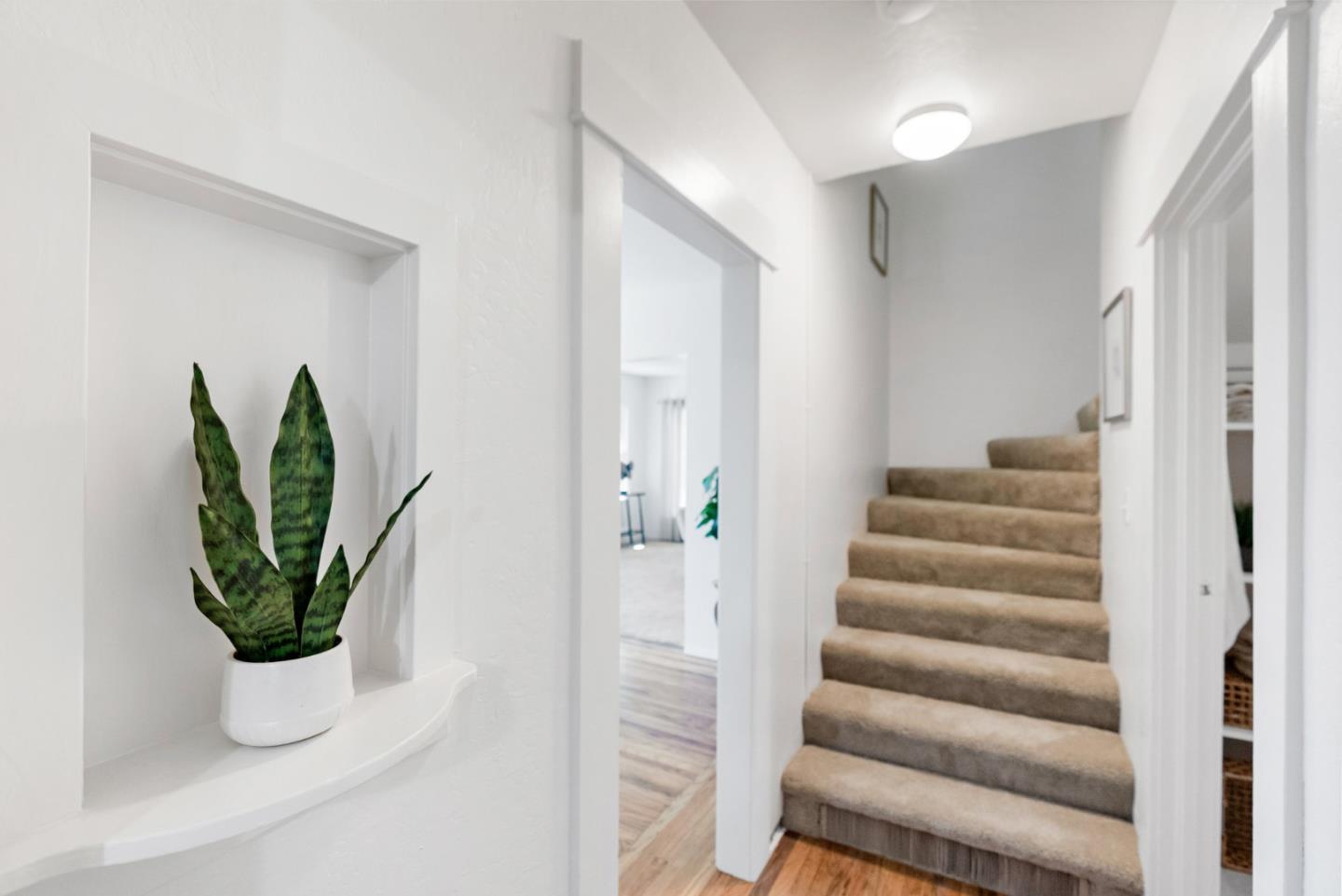 Detail Gallery Image 19 of 50 For 140 Market St, Santa Cruz,  CA 95060 - 3 Beds | 2 Baths