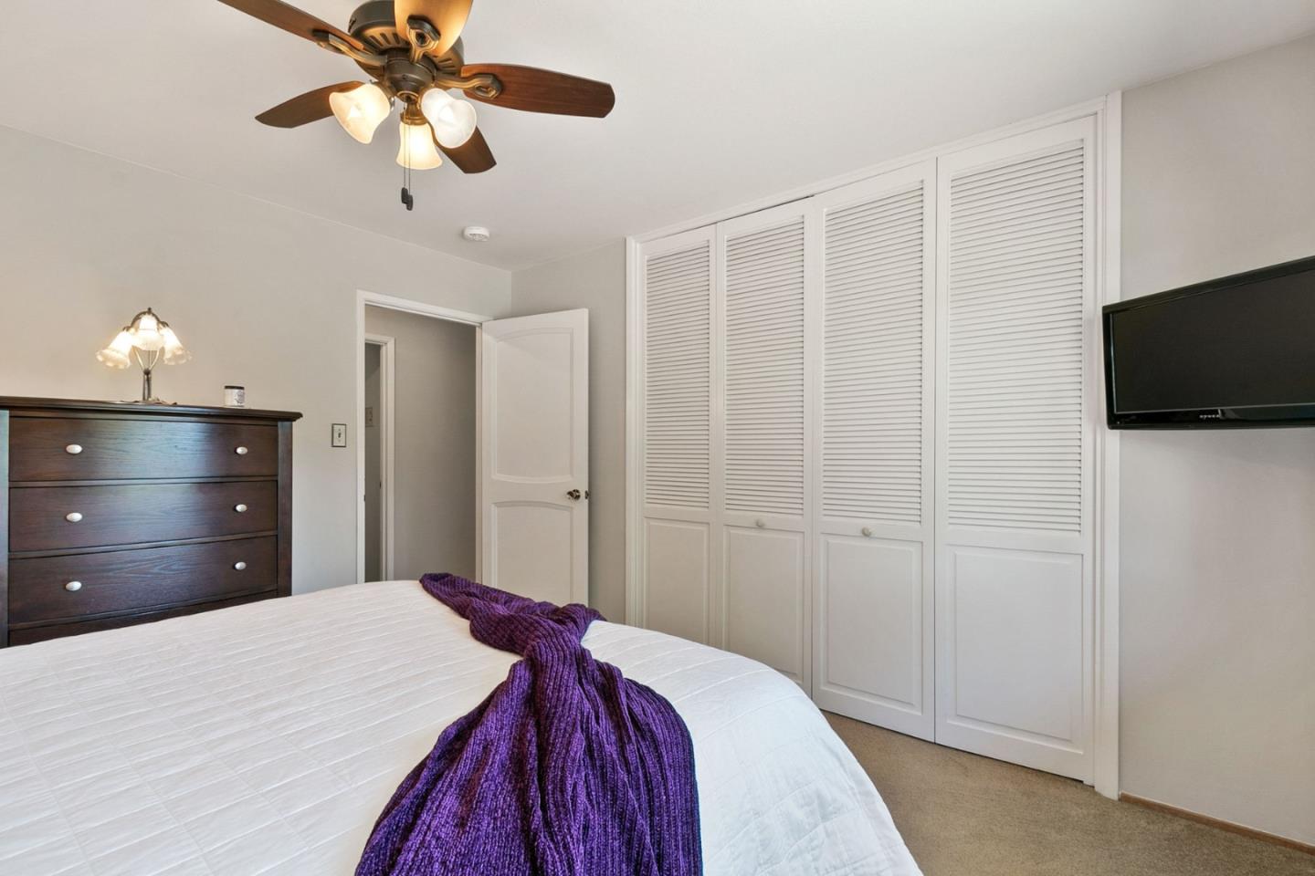 Detail Gallery Image 19 of 32 For 3909 Dalehurst Ct, San Mateo,  CA 94403 - 3 Beds | 2 Baths
