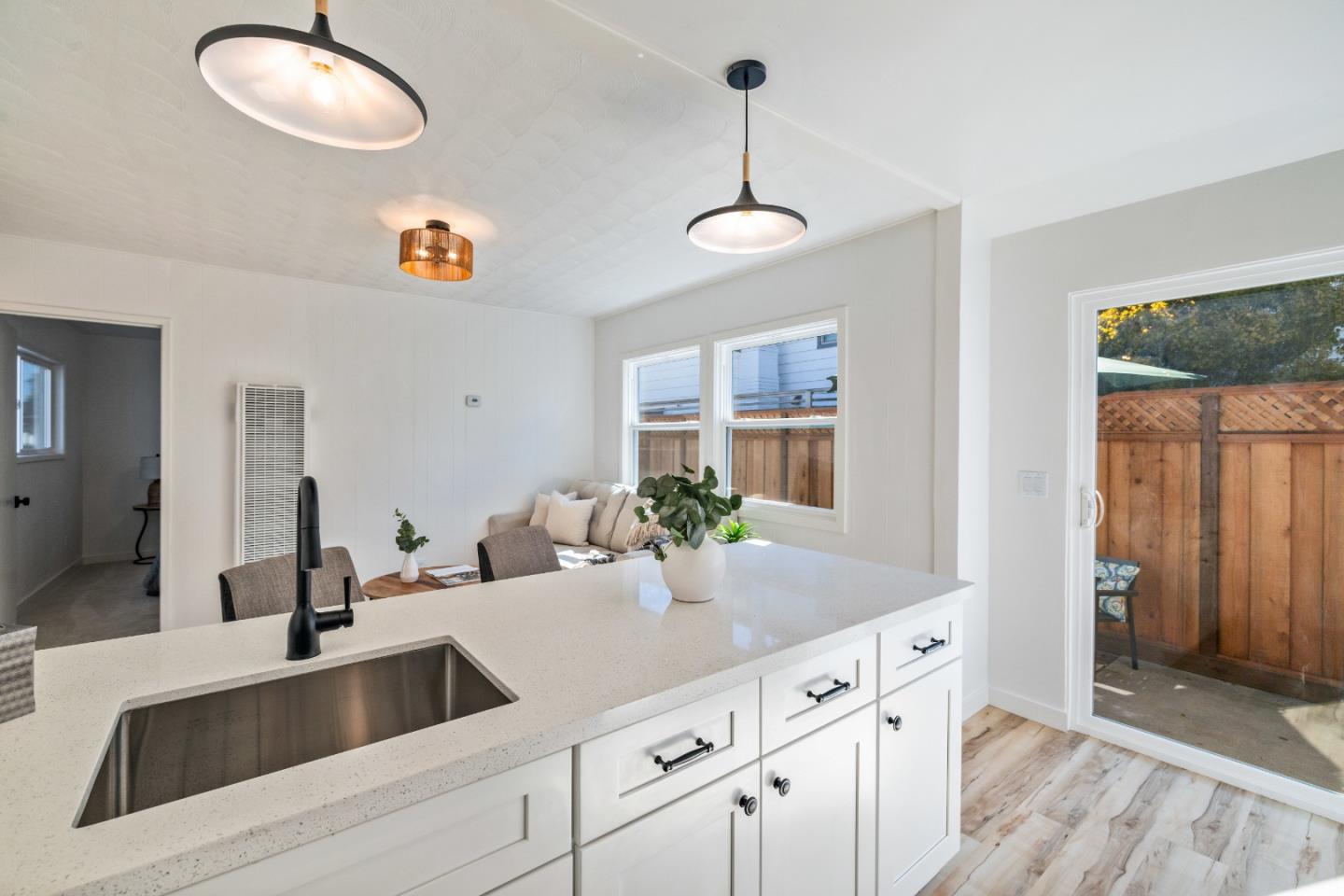 Detail Gallery Image 11 of 74 For 3707 Moana Way, Santa Cruz,  CA 95062 - – Beds | – Baths