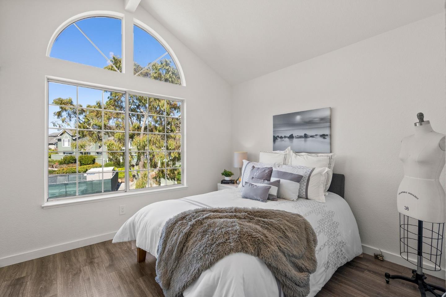 Detail Gallery Image 30 of 50 For 232 Greenview Dr, Daly City,  CA 94014 - 3 Beds | 2/1 Baths
