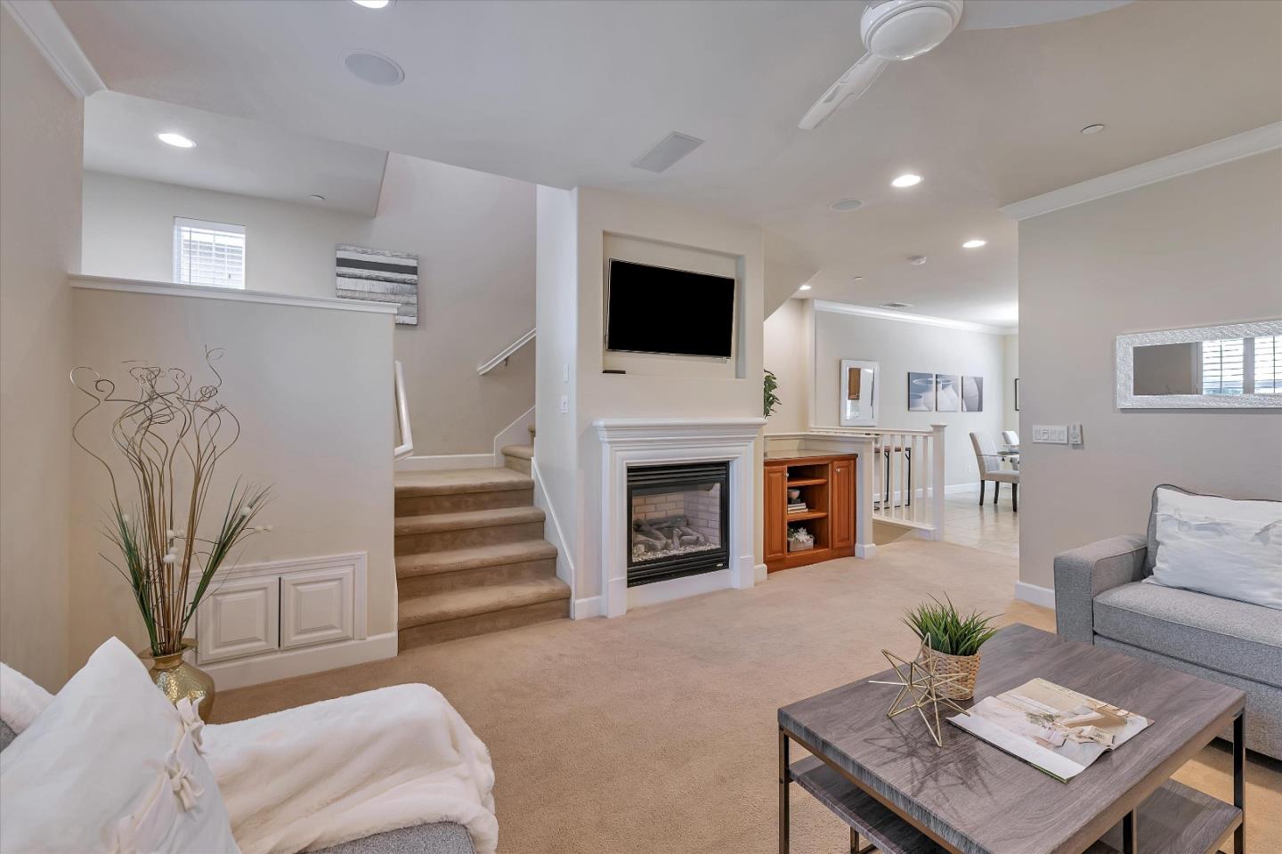 Detail Gallery Image 1 of 1 For 463 Magritte Way, Mountain View,  CA 94041 - 3 Beds | 3/1 Baths