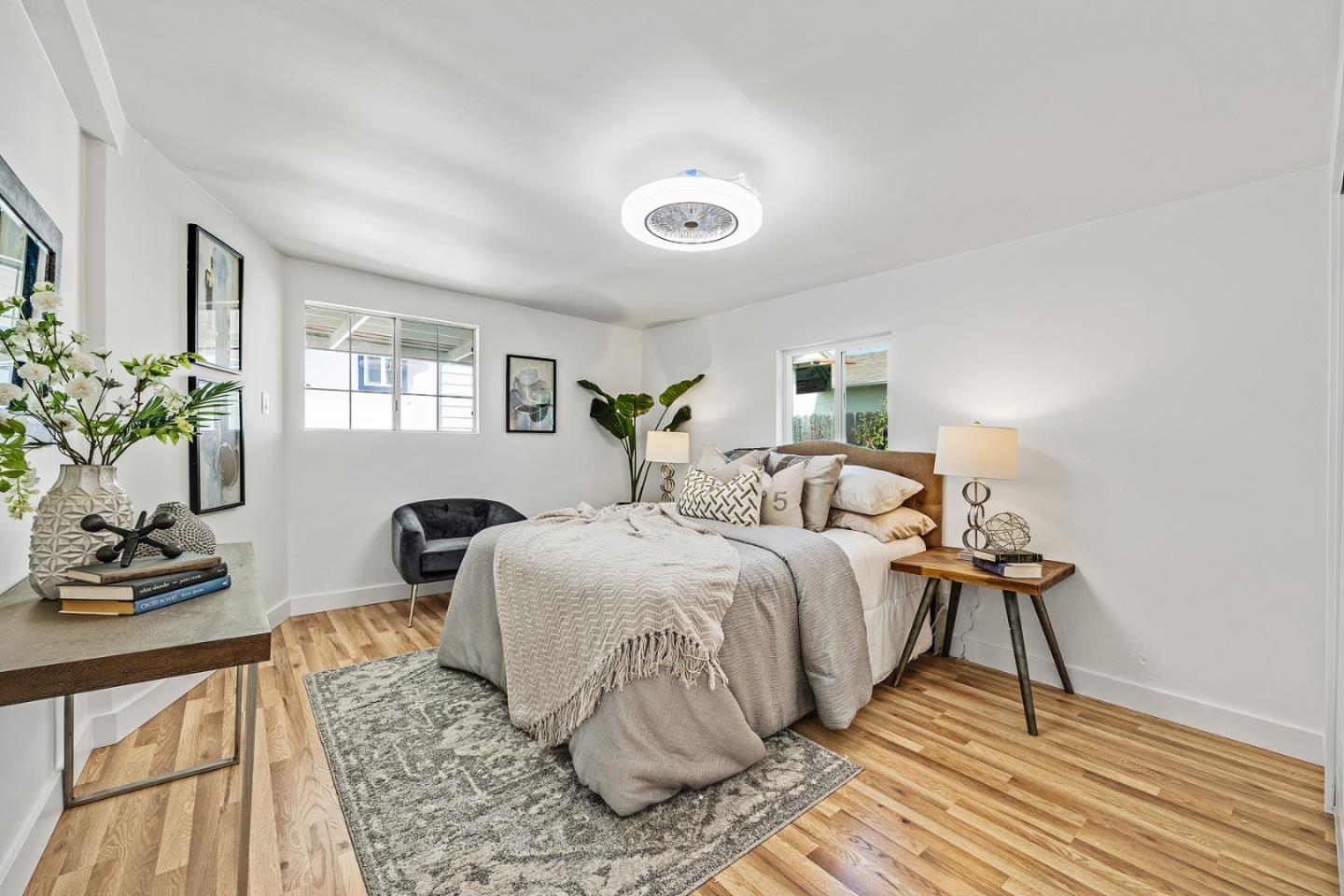 Detail Gallery Image 34 of 37 For 1518 Cypress Ave, San Mateo,  CA 94401 - 4 Beds | 2 Baths