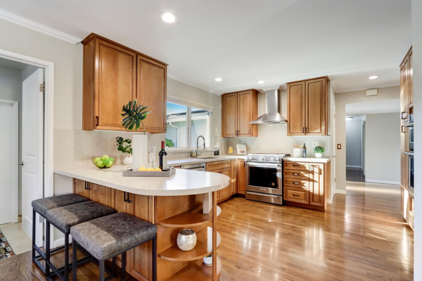 Detail Gallery Image 15 of 75 For 6544 Little Falls Dr, San Jose,  CA 95120 - 4 Beds | 2/1 Baths