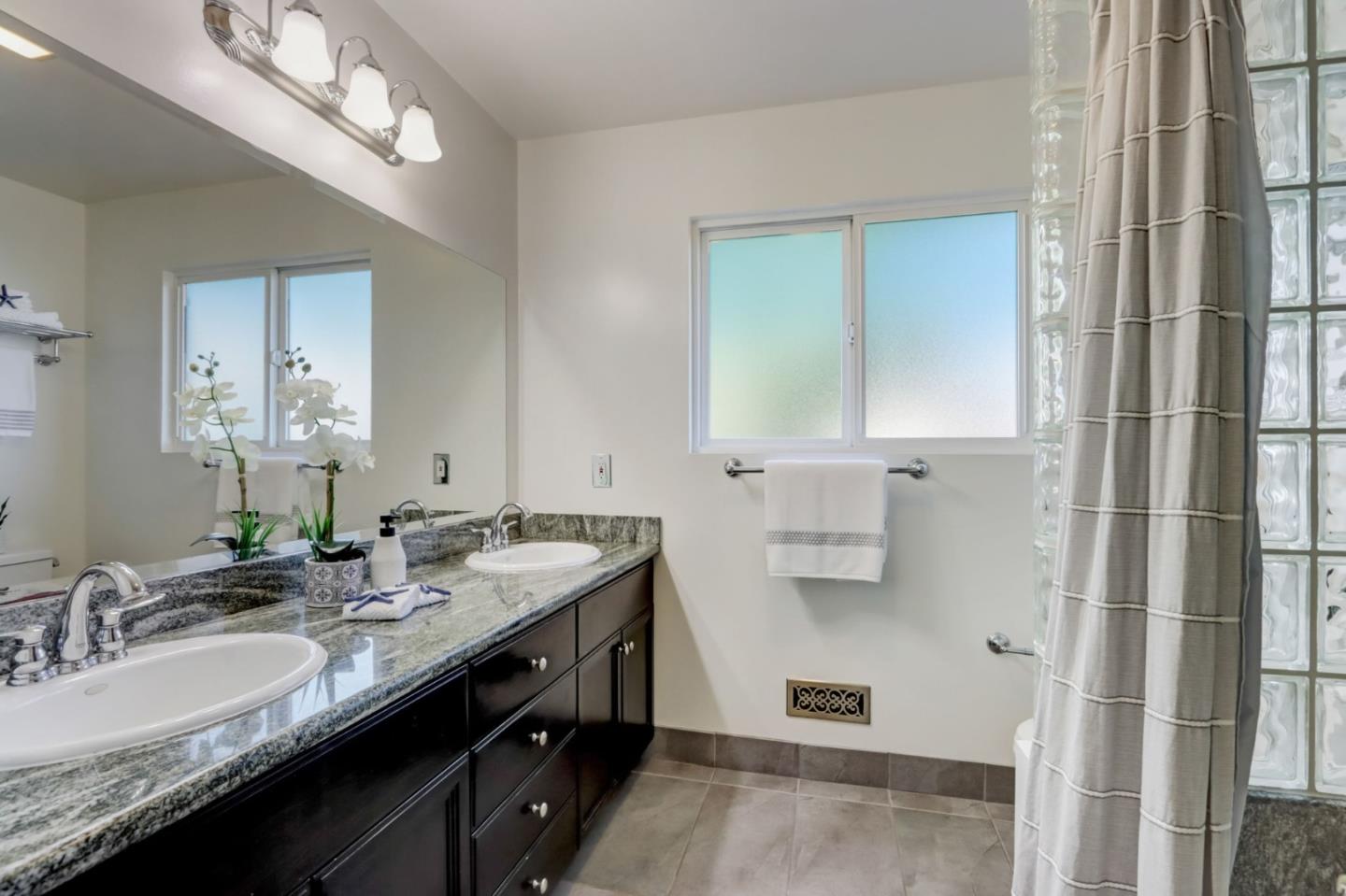 Detail Gallery Image 27 of 75 For 6544 Little Falls Dr, San Jose,  CA 95120 - 4 Beds | 2/1 Baths