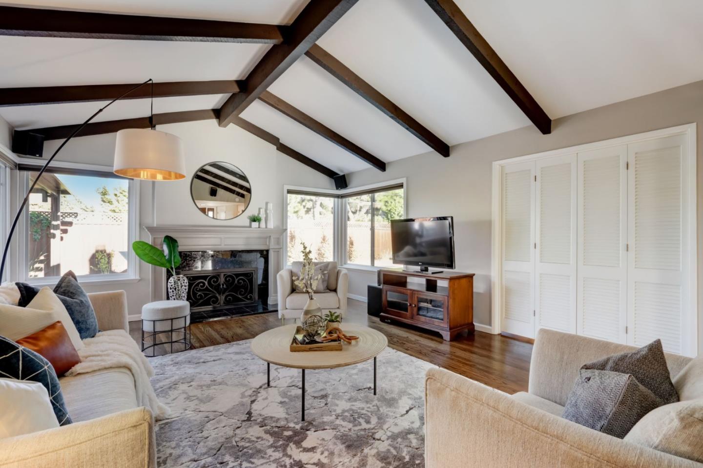 Detail Gallery Image 3 of 75 For 6544 Little Falls Dr, San Jose,  CA 95120 - 4 Beds | 2/1 Baths