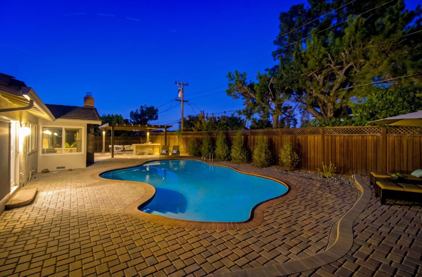 Detail Gallery Image 74 of 75 For 6544 Little Falls Dr, San Jose,  CA 95120 - 4 Beds | 2/1 Baths