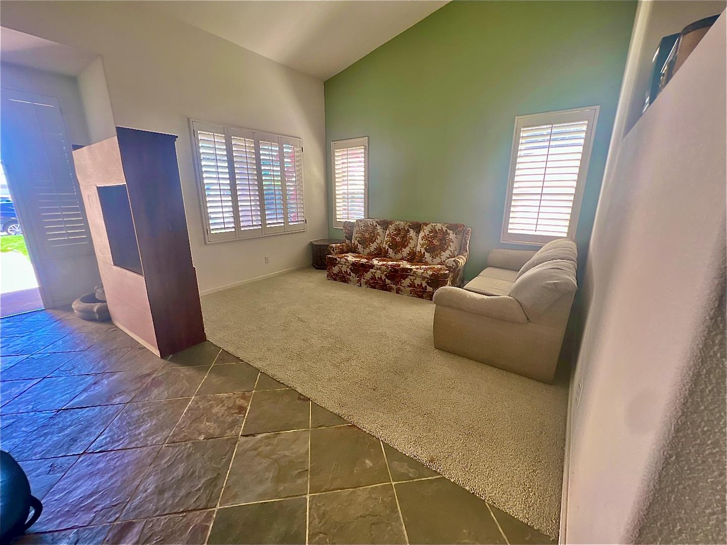 Detail Gallery Image 11 of 50 For 1490 Black Forest Dr, Hollister,  CA 95023 - 5 Beds | 3 Baths