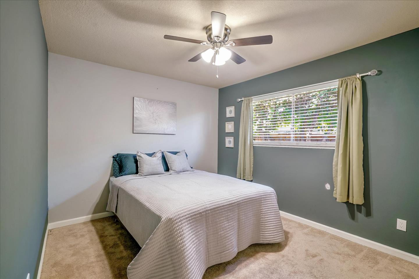 Detail Gallery Image 12 of 19 For 2028 Monte Carlo Ct, Modesto,  CA 95350 - 4 Beds | 2 Baths
