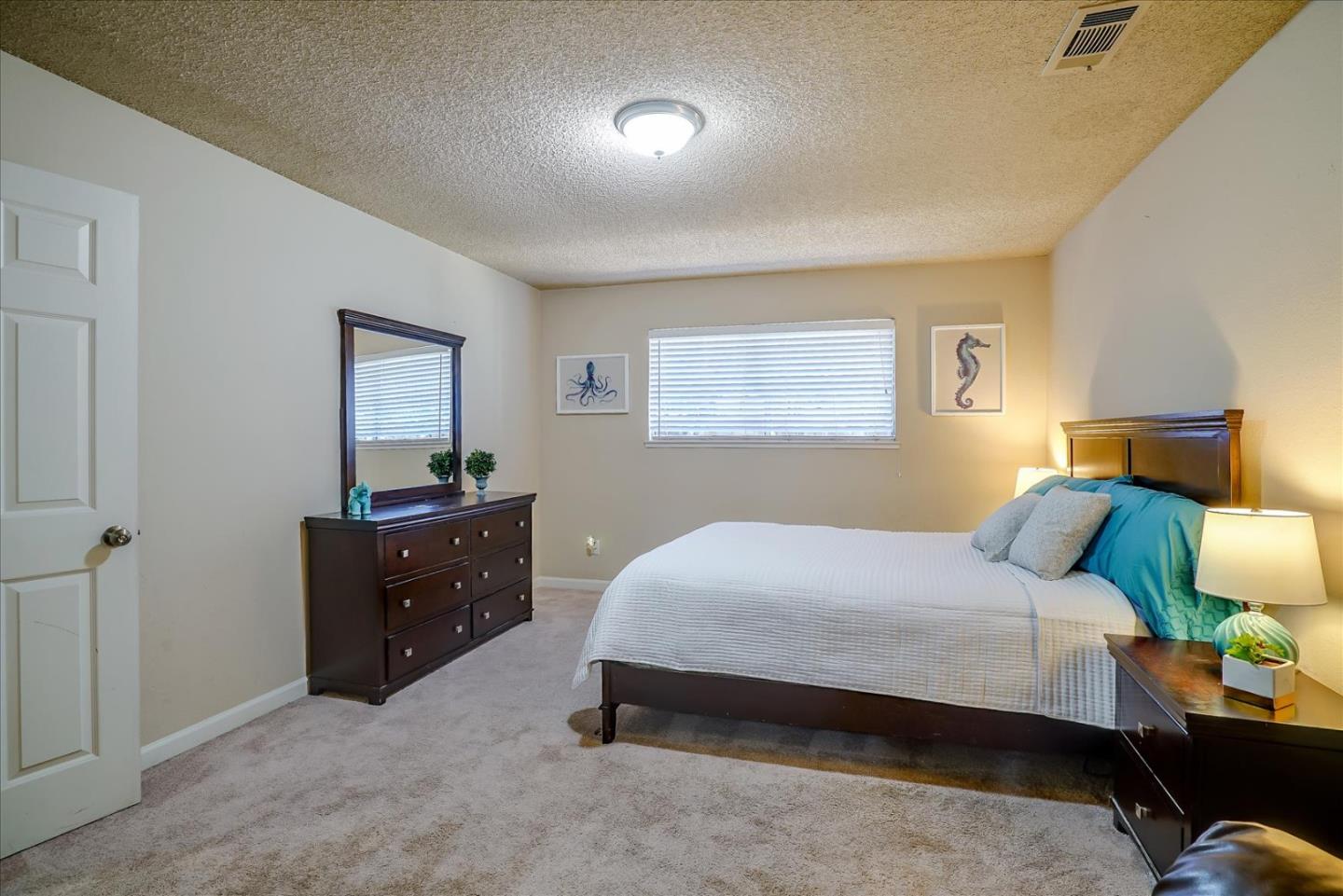 Detail Gallery Image 13 of 19 For 2028 Monte Carlo Ct, Modesto,  CA 95350 - 4 Beds | 2 Baths