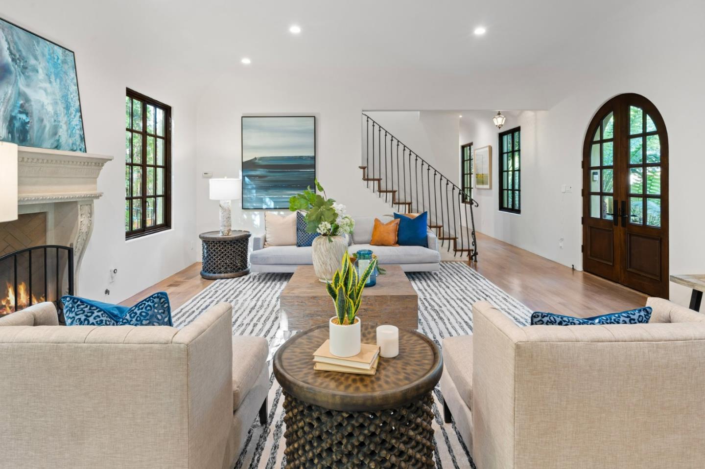 Detail Gallery Image 13 of 72 For 1932 Emerson St, Palo Alto,  CA 94301 - 6 Beds | 6 Baths