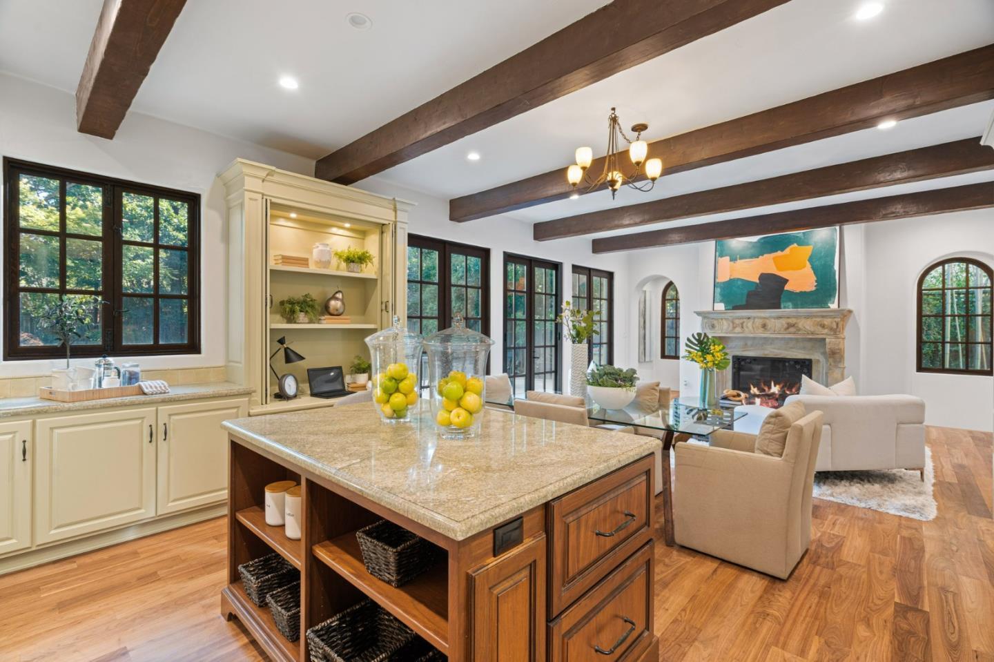 Detail Gallery Image 20 of 72 For 1932 Emerson St, Palo Alto,  CA 94301 - 6 Beds | 6 Baths