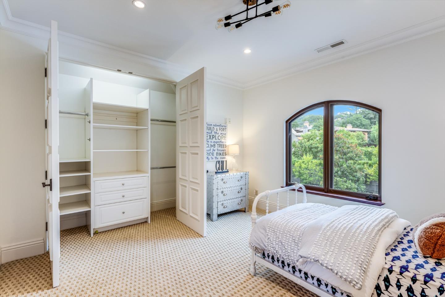 Detail Gallery Image 33 of 52 For 80 Reservoir Rd, Los Gatos,  CA 95030 - 5 Beds | 4/1 Baths