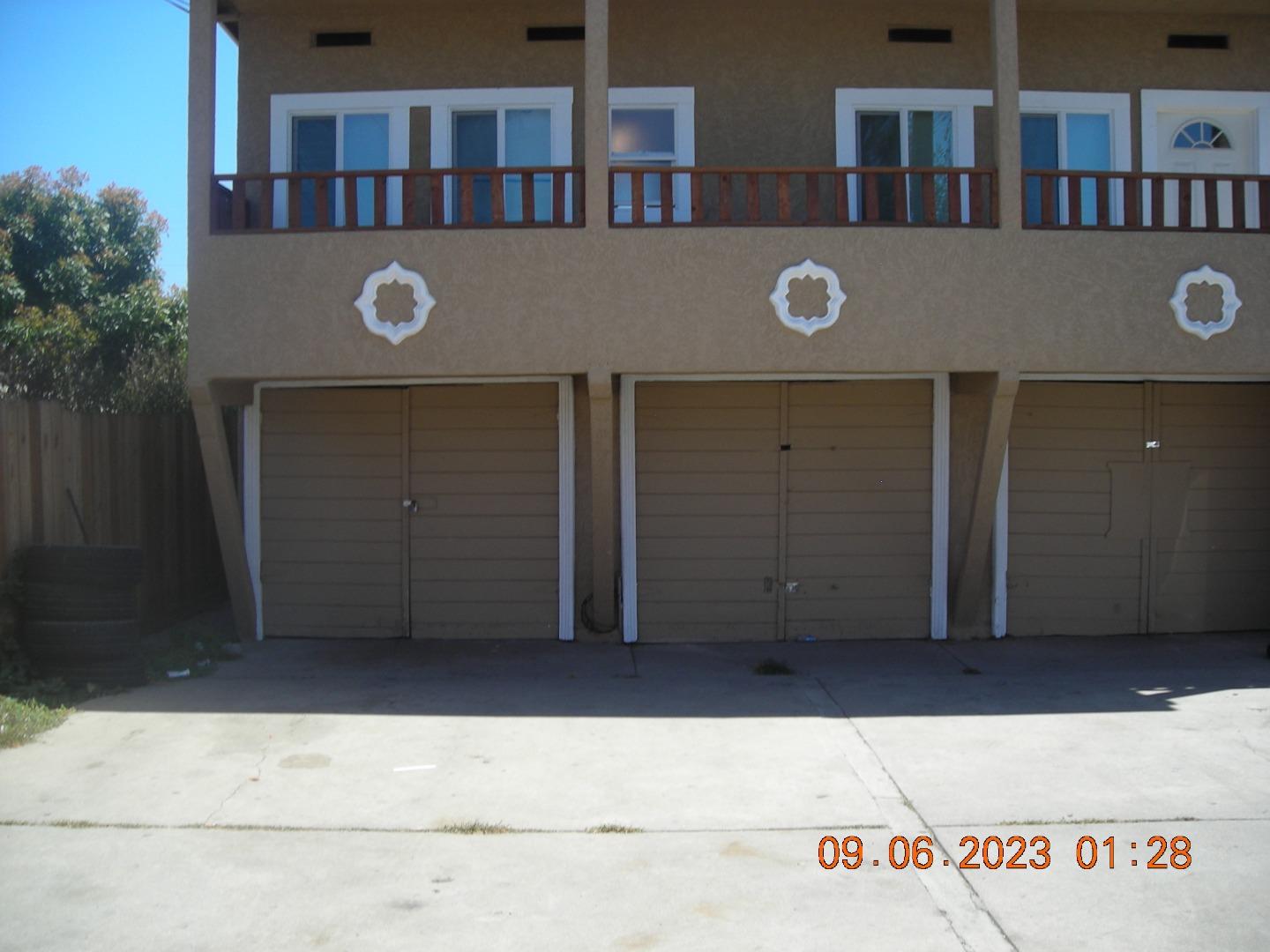 448 E Beach St, Watsonville, CA 95076 Beds Baths (Active