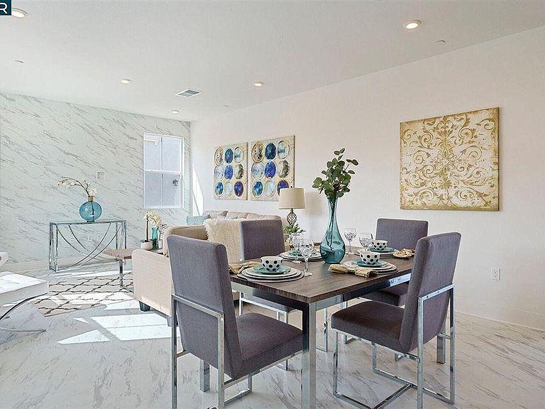 Detail Gallery Image 5 of 45 For 251 E Wrigleys Ave, Tracy,  CA 95391 - 4 Beds | 3/1 Baths