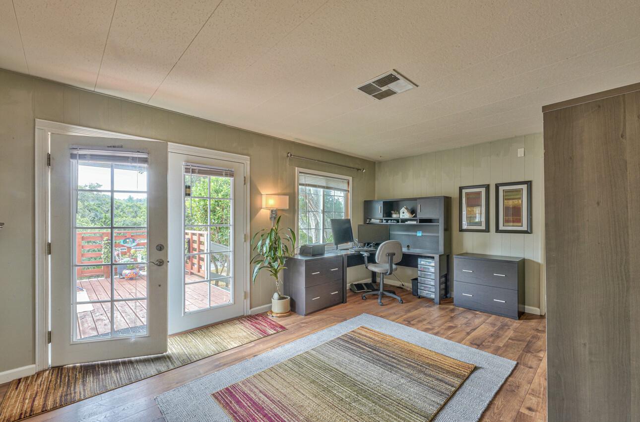 Detail Gallery Image 16 of 33 For 17651 Pond Derosa Lane #39,  Salinas,  CA 93907 - 2 Beds | 2 Baths