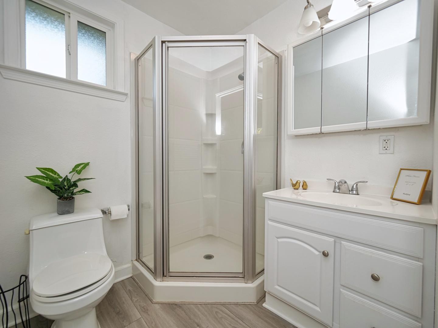 Detail Gallery Image 25 of 42 For 2763 Broadmoor Ave, Concord,  CA 94520 - 4 Beds | 2 Baths