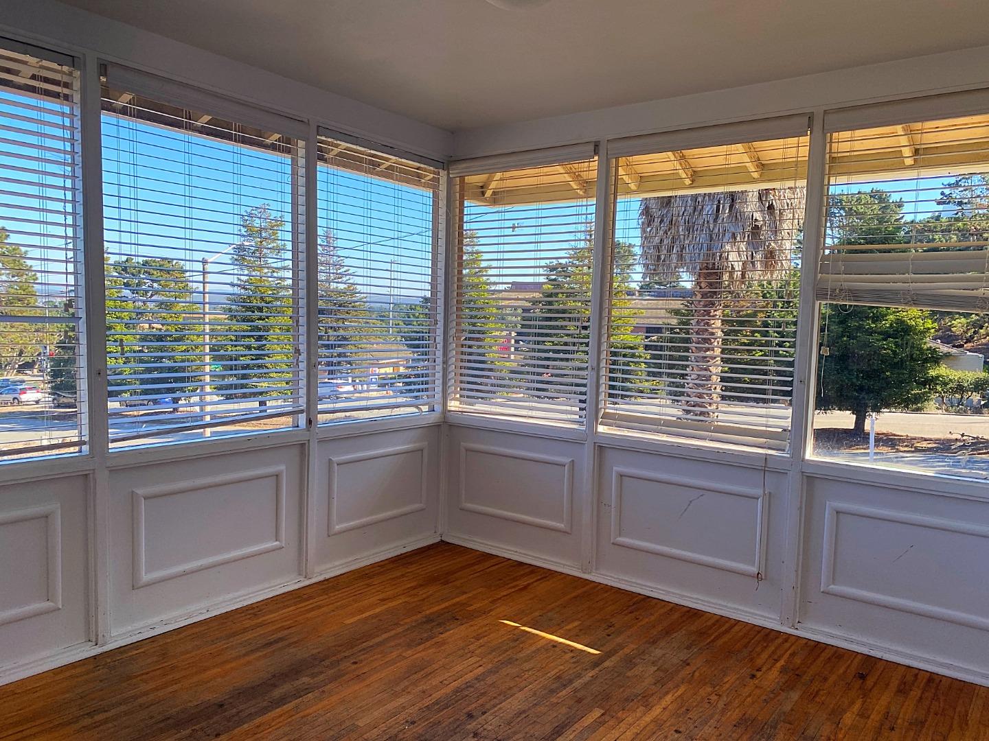 Detail Gallery Image 2 of 31 For 1430 Munras Ave, Monterey,  CA 93940 - 2 Beds | 2 Baths