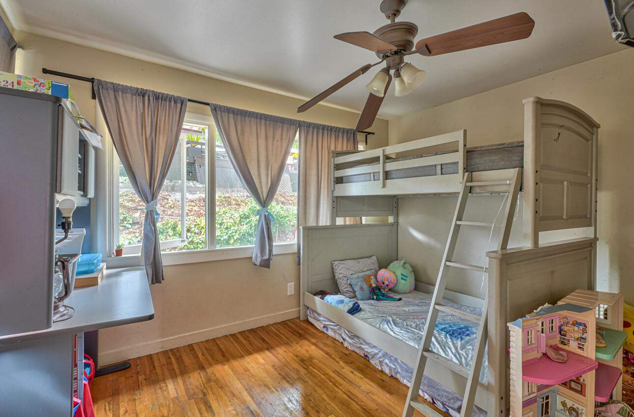 Detail Gallery Image 29 of 31 For 1430 Munras Ave, Monterey,  CA 93940 - 2 Beds | 2 Baths