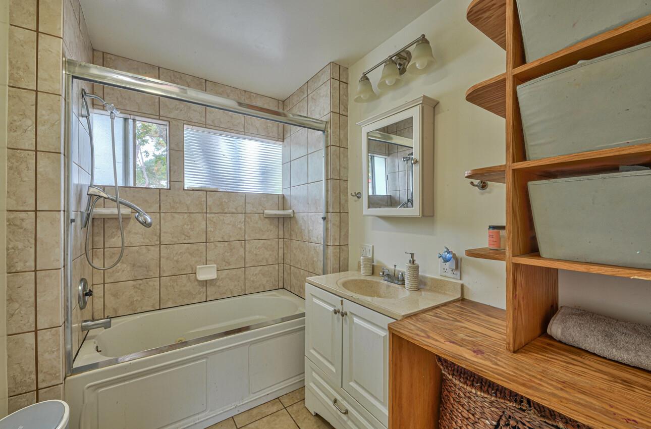 Detail Gallery Image 30 of 31 For 1430 Munras Ave, Monterey,  CA 93940 - 2 Beds | 2 Baths