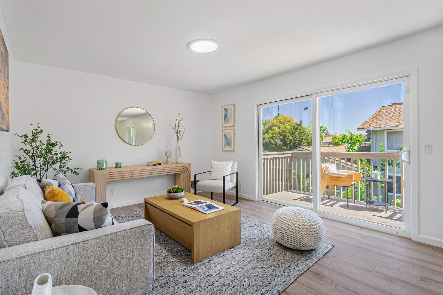 Detail Gallery Image 4 of 33 For 1105 Reed Ave #C,  Sunnyvale,  CA 94086 - 2 Beds | 1 Baths