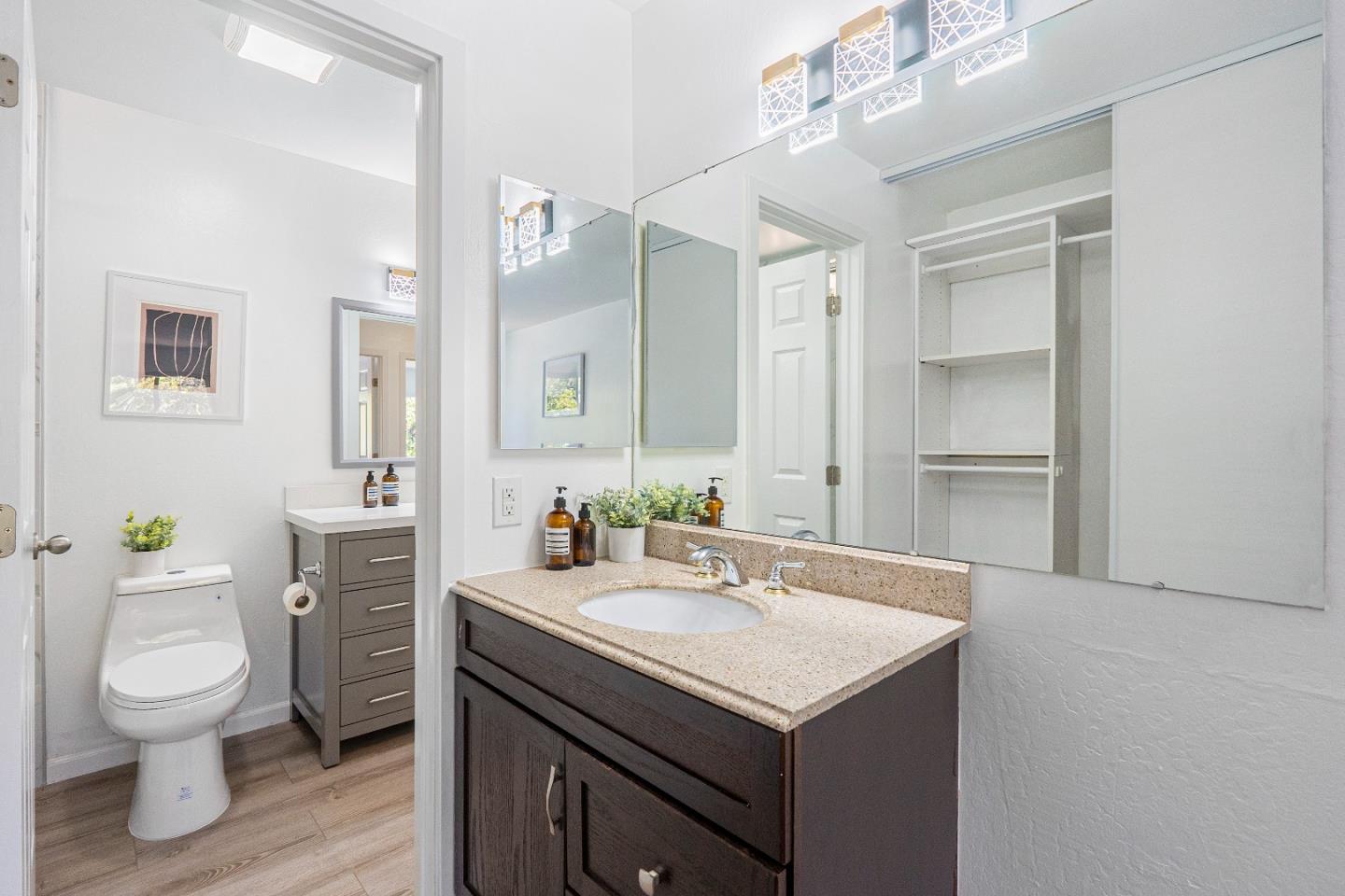 Detail Gallery Image 8 of 33 For 1105 Reed Ave #C,  Sunnyvale,  CA 94086 - 2 Beds | 1 Baths