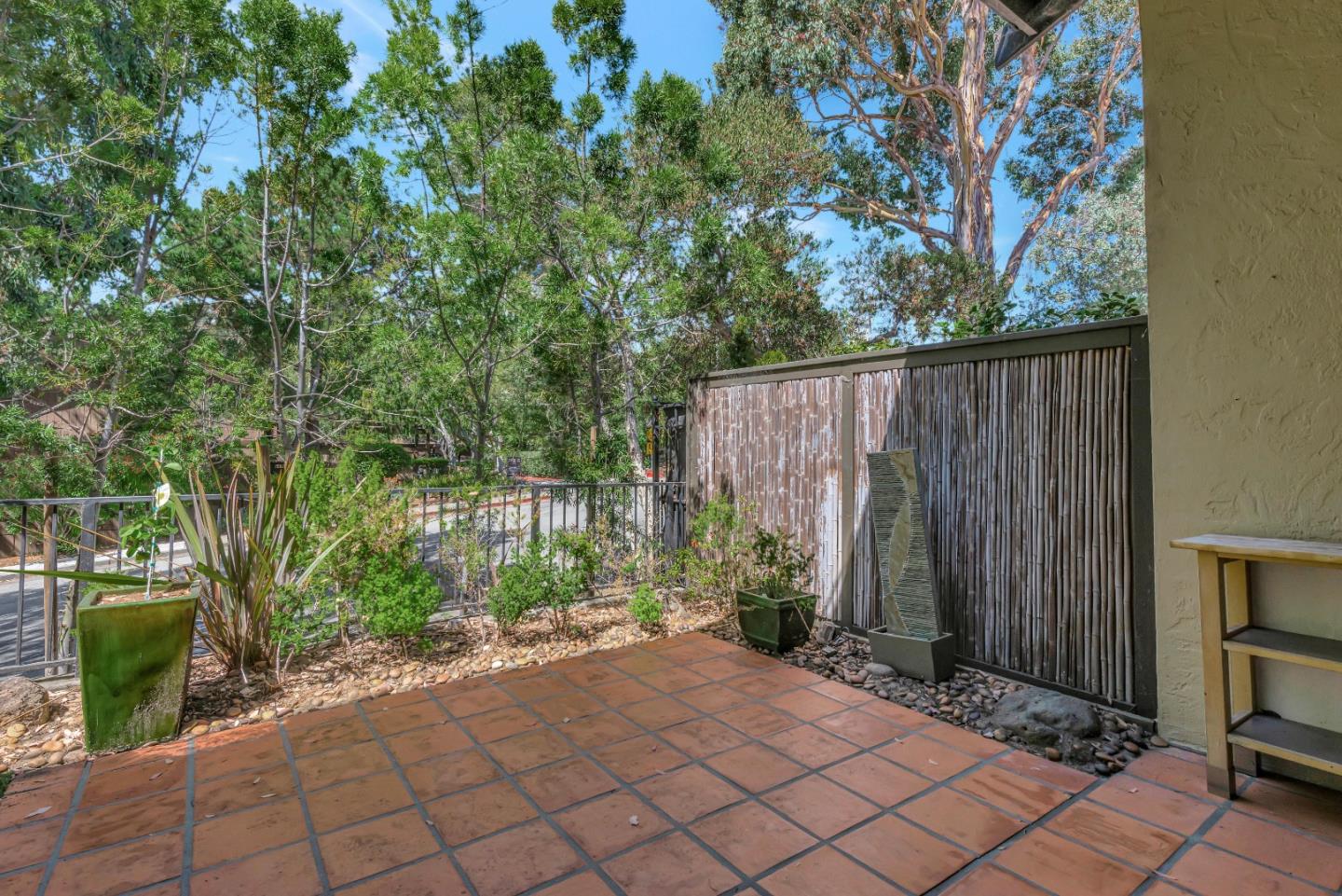 Detail Gallery Image 45 of 49 For 1108 Royal Ln, San Carlos,  CA 94070 - 2 Beds | 2/1 Baths