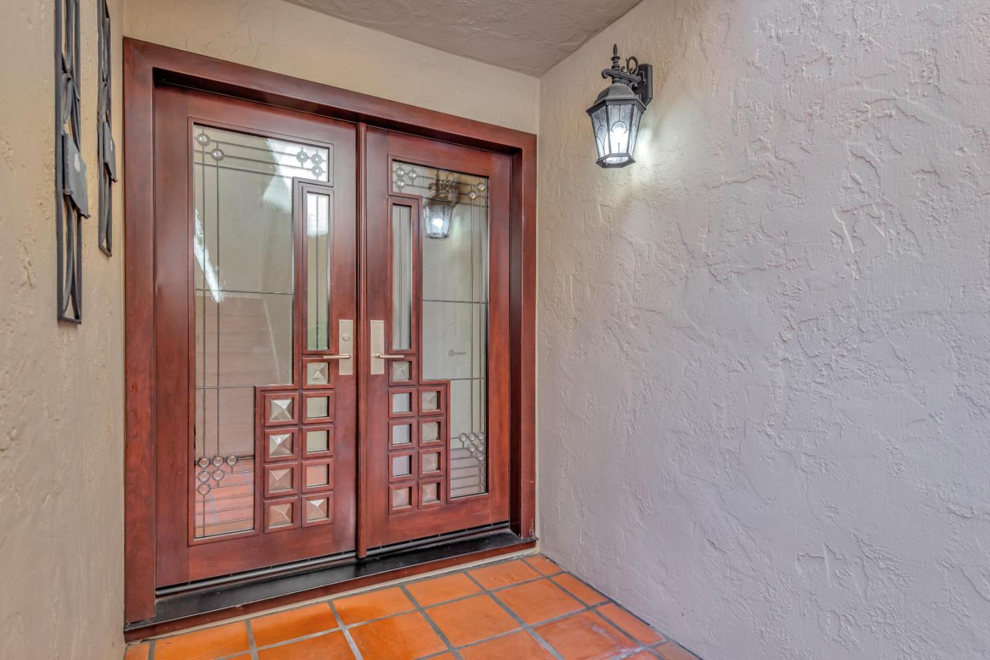 Detail Gallery Image 7 of 49 For 1108 Royal Ln, San Carlos,  CA 94070 - 2 Beds | 2/1 Baths