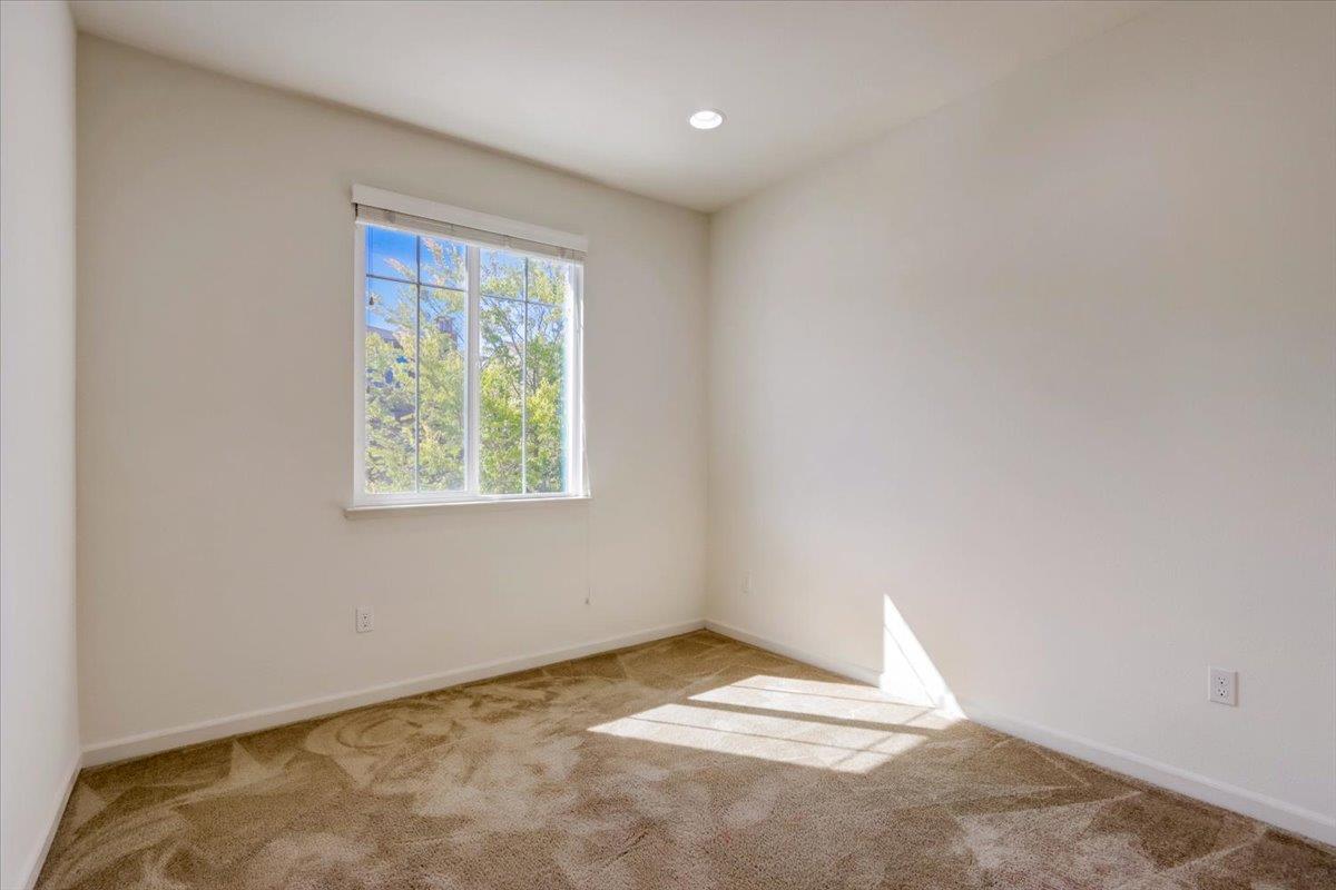 Detail Gallery Image 18 of 39 For 1615 Shore Dr, San Jose,  CA 95131 - 3 Beds | 2/1 Baths