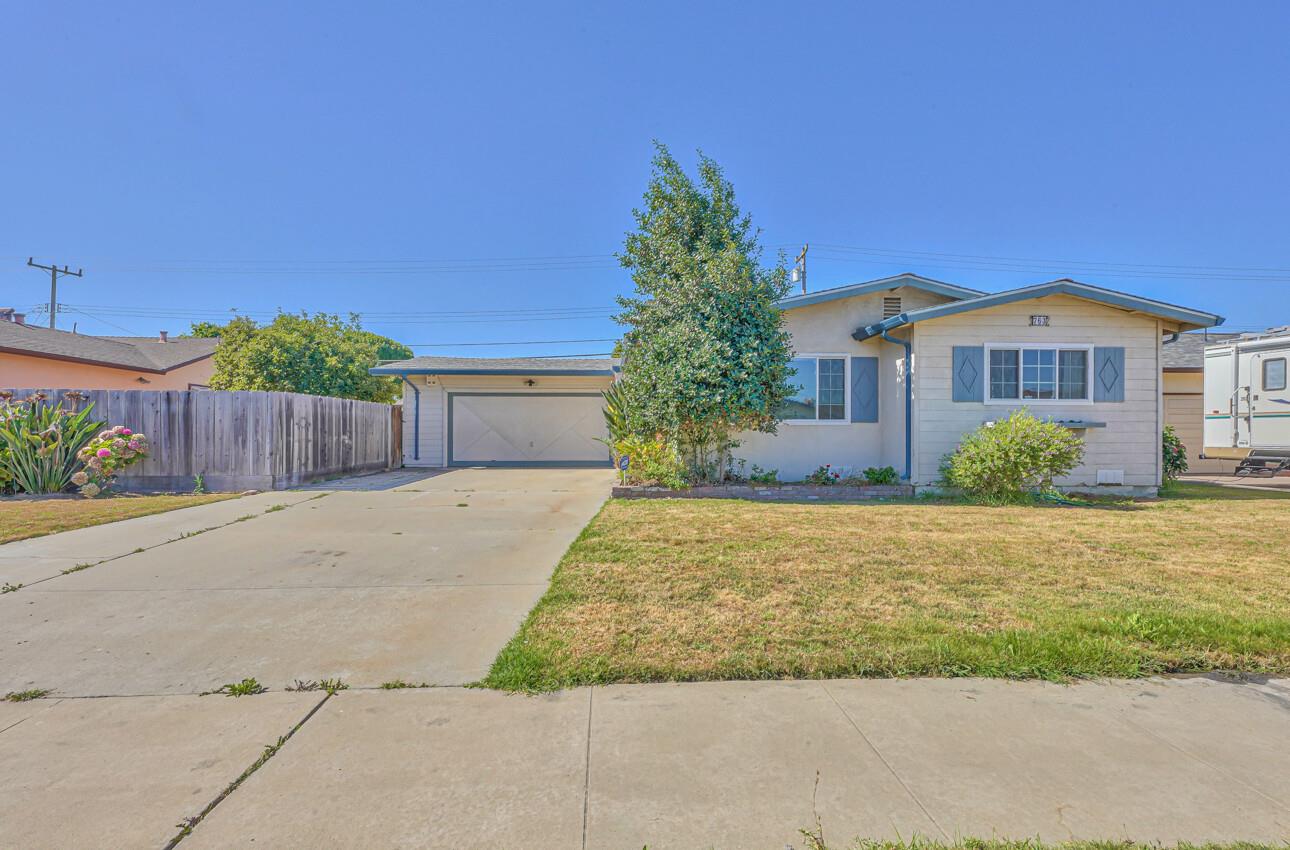 Detail Gallery Image 1 of 31 For 763 Lemos Ave, Salinas,  CA 93901 - 3 Beds | 2/1 Baths