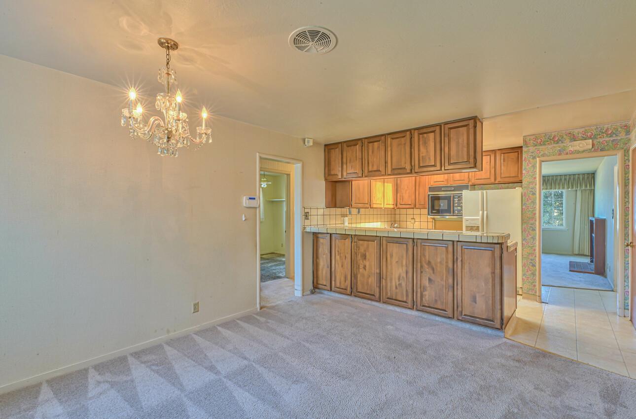 Detail Gallery Image 13 of 31 For 763 Lemos Ave, Salinas,  CA 93901 - 3 Beds | 2/1 Baths