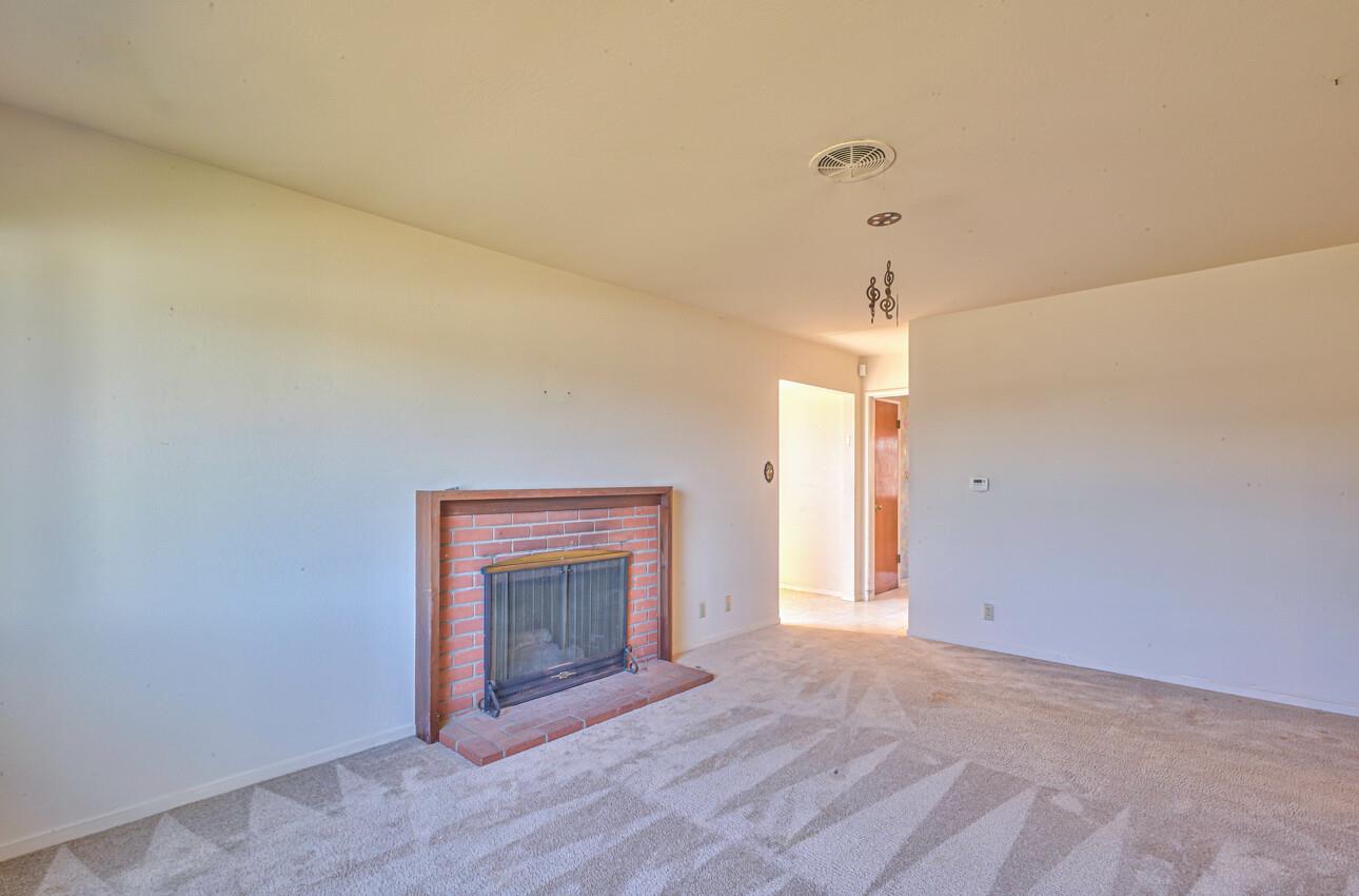 Detail Gallery Image 6 of 31 For 763 Lemos Ave, Salinas,  CA 93901 - 3 Beds | 2/1 Baths