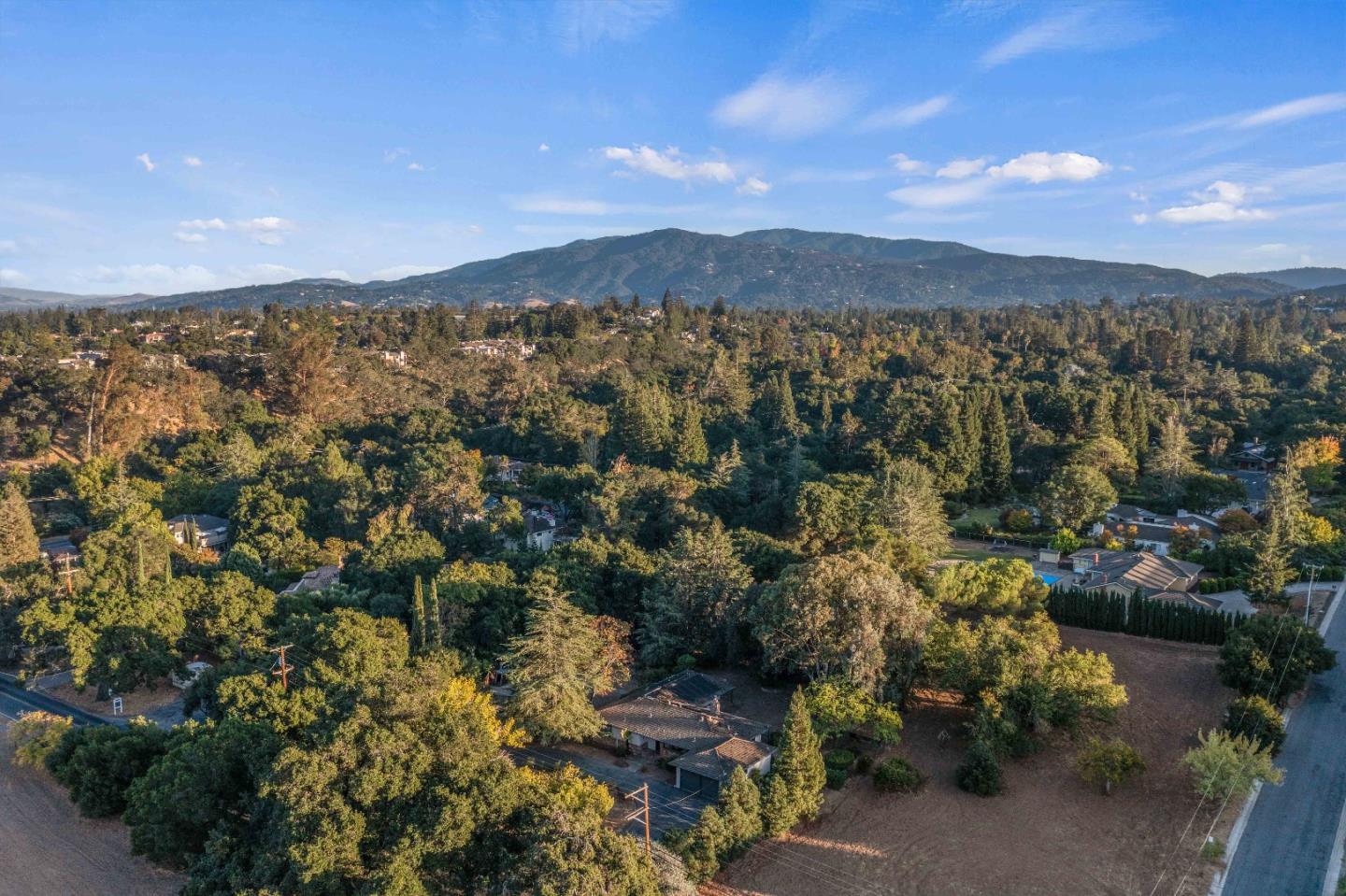 18510 Sobey Rd, Saratoga, CA 95070